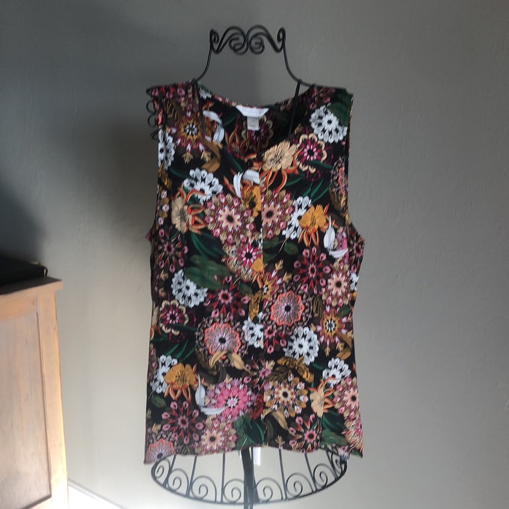 Christopher & Banks Sleeveless Petite Floral Blouse